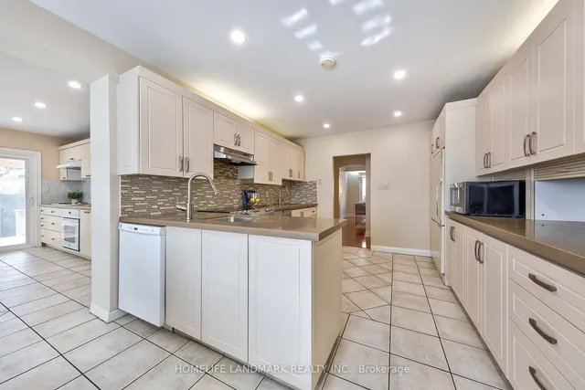 Additional image 13 of 18 Brill Cres