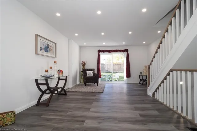 Additional image 9 of 50 Westmount Rd Unit 25