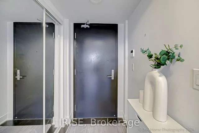 Additional image 2 of 955 Bay St Unit 2710