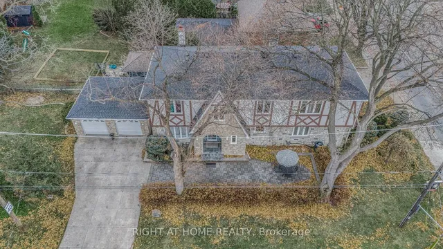 Additional image 39 of 186 Royalavon Cres