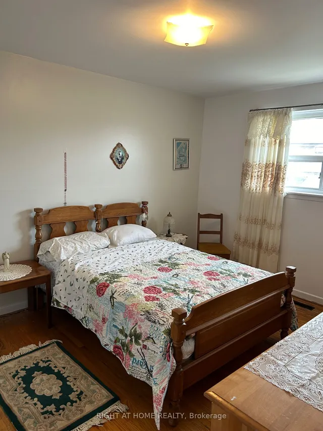 Additional image 14 of 65 Primula Cres