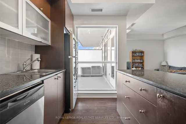 Additional image 16 of 100 Western Battery Rd Unit LPH10