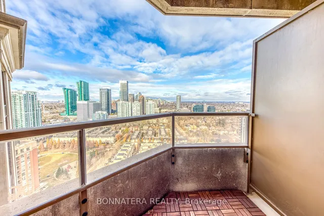 Additional image 16 of 80 Harrison Garden Blvd Unit 2428