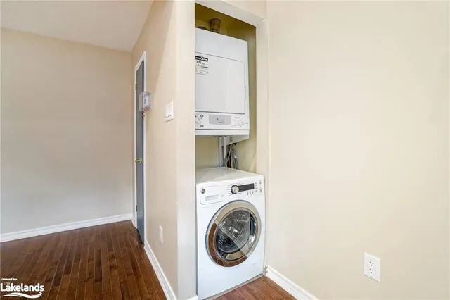 Additional image 23 of 214 Gerrard St