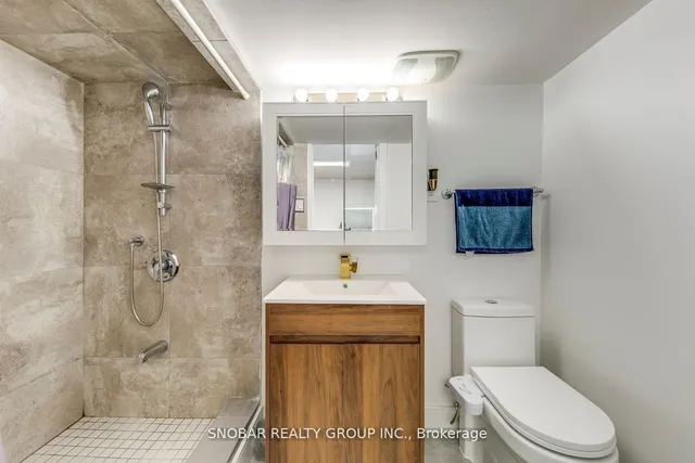 Additional image 29 of 32 Dixon Rd