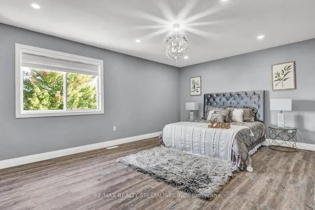 Additional image 23 of 92 Pebblecreek Dr