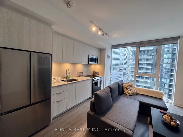 Additional image 8 of 357 King St Unit 1204