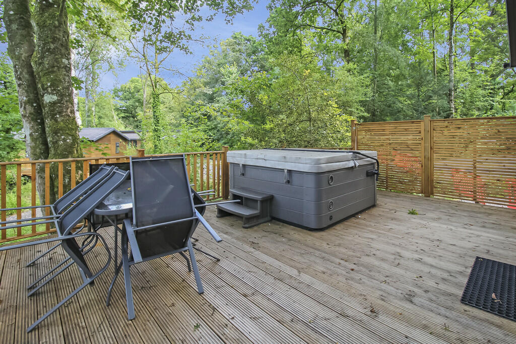 Additional image 11 of Lake View, Brokerswood Holiday Park, Brokerswood