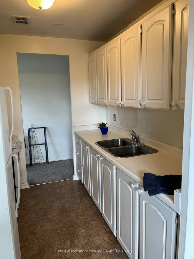 Additional image 22 of 785 Brown's Line Unit 502