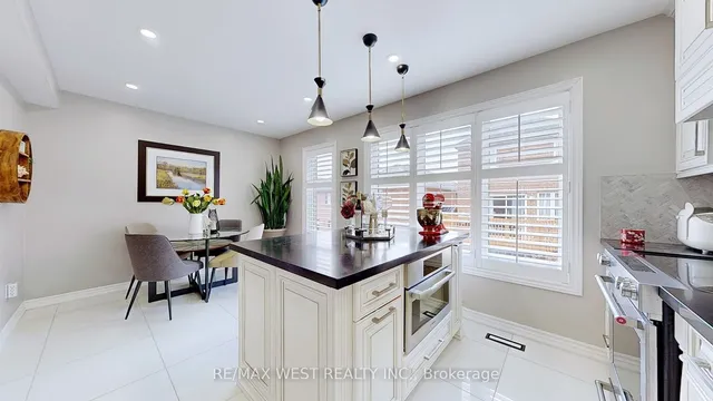 Additional image 13 of 10 Via Cassia Dr