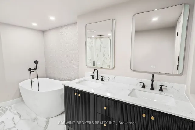 Additional image 39 of 85 Skymark Dr Unit 1805