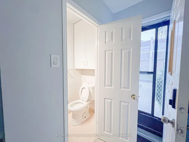 Additional image 14 of 34 Venetian Cres Unit 137