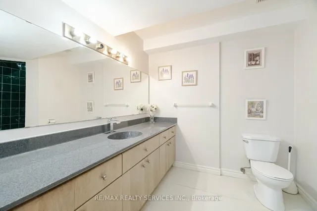 Additional image 31 of 41 Jadestone Crt