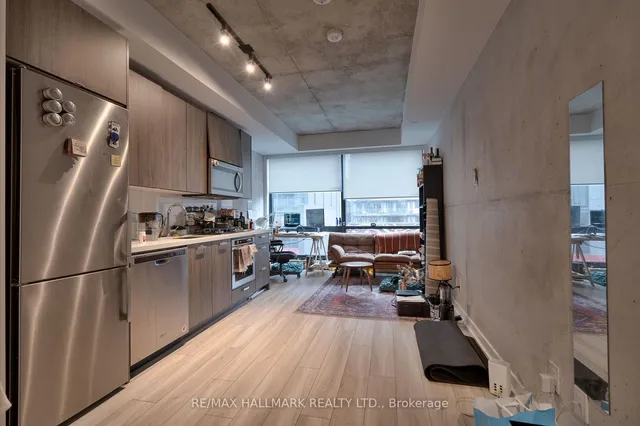 Additional image 6 of 458 Richmond St Unit 204