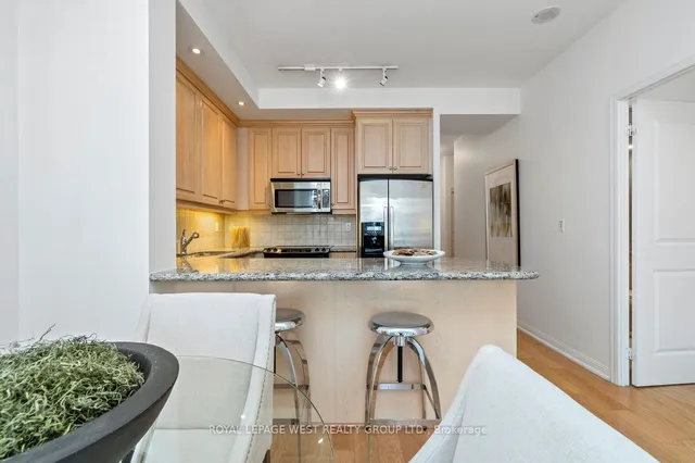 Additional image 7 of 628 Fleet St Unit 809