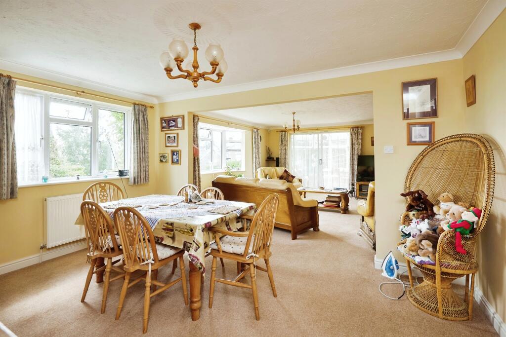 Additional image 5 of Grants Close, WINCANTON