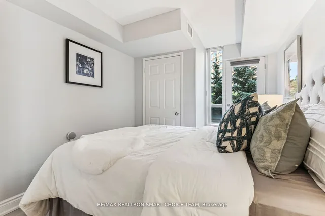 Additional image 21 of 35 Finch Ave Unit 306