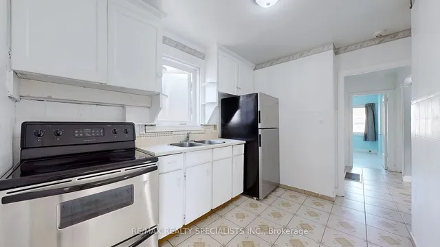 Additional image 11 of 739 Vaughan Rd