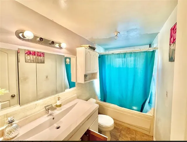 Additional image 15 of 196 Traynor Ave