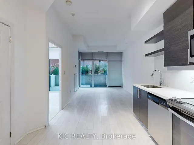 Additional image 8 of 400 Adelaide St Unit 107