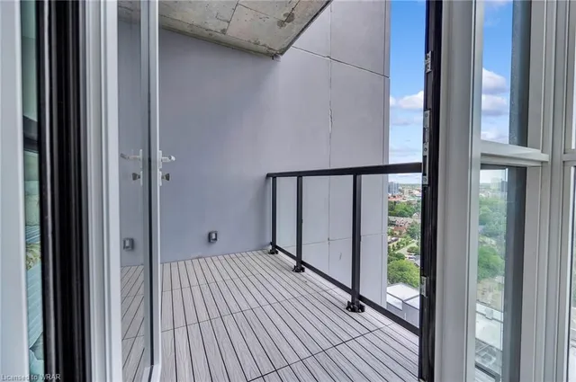 Additional image 13 of 108 Garment St Unit 1803