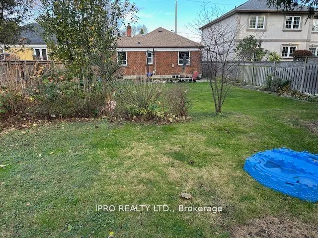 Additional image 23 of 122 Milton St