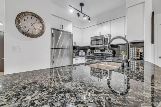 Additional image 14 of 231 Fort York Blvd Unit 1701