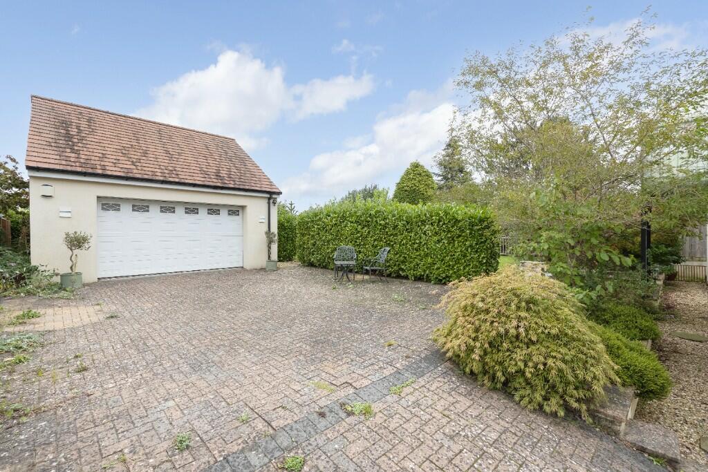 Additional image 33 of Oak Tree House, Hilperton