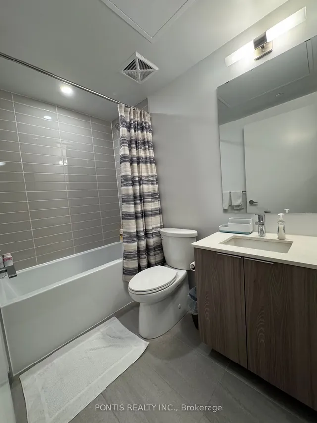 Additional image 16 of 357 King St Unit 1204