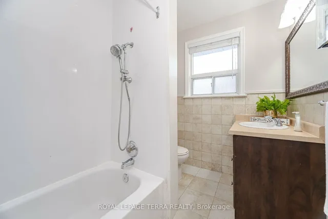 Additional image 16 of 114 Milford Haven Dr