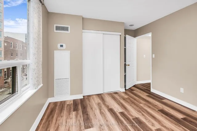 Additional image 19 of 43 Eglinton Ave Unit 605
