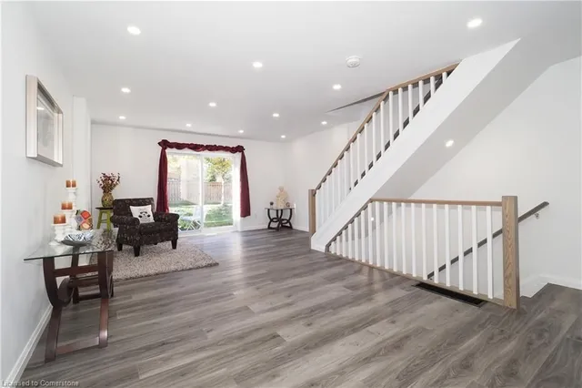 Additional image 8 of 50 Westmount Rd Unit 25