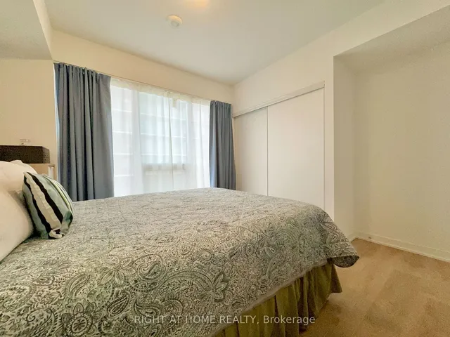 Primary image of 2031 Kennedy Rd Unit 2025