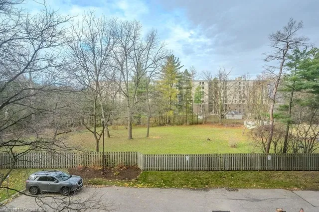 Additional image 37 of 3227 King St Unit 301