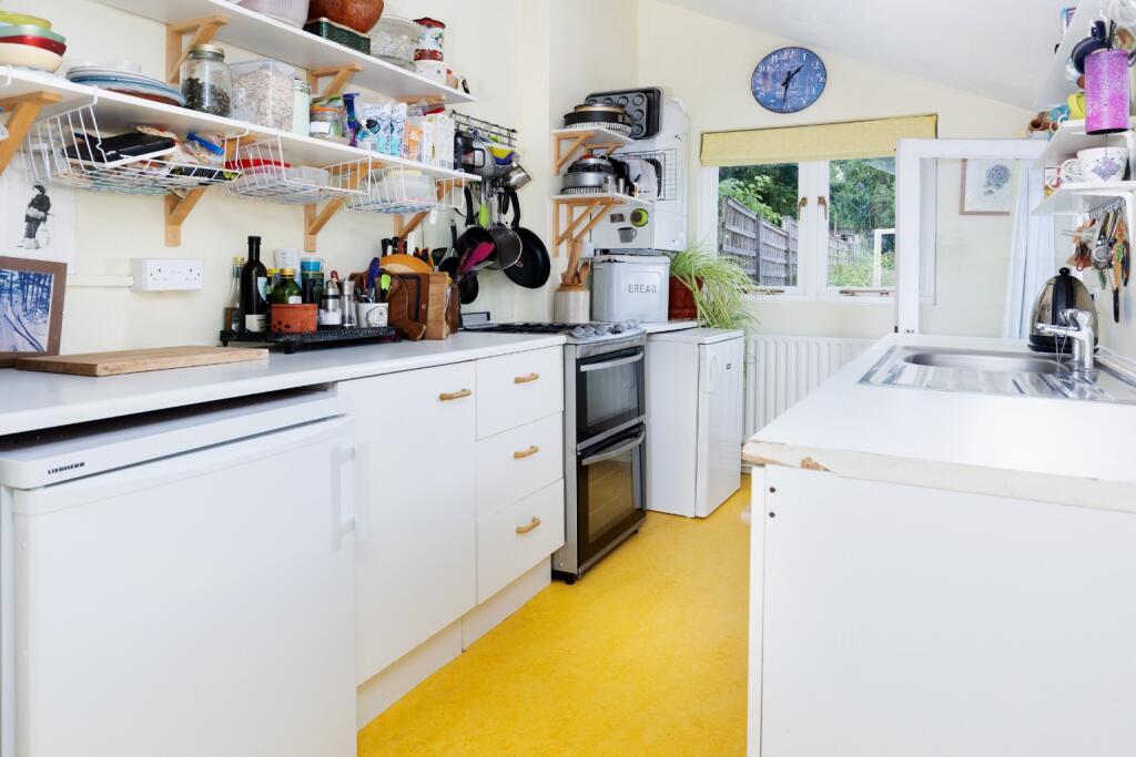 Additional image 4 of North Road