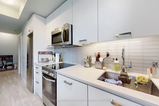 Additional image 9 of 1630 Queen St Unit 502