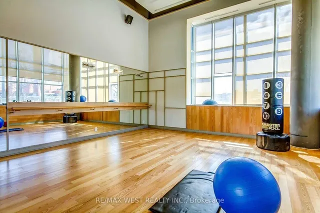 Additional image 13 of 5 Hanna Ave Unit 429