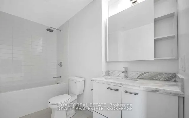 Additional image 13 of 2221 Yonge St Unit 2104