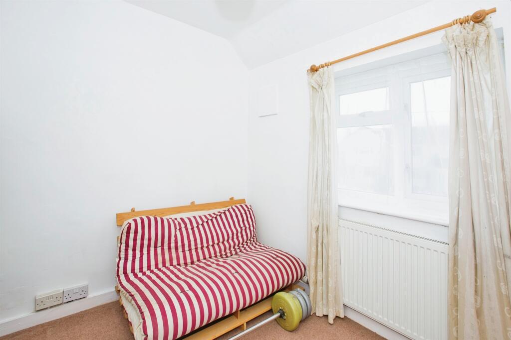 Additional image 10 of Montacute Road, Tintinhull, YEOVIL