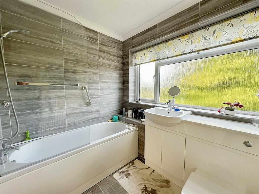 Additional image 12 of Castle Gardens, Bath