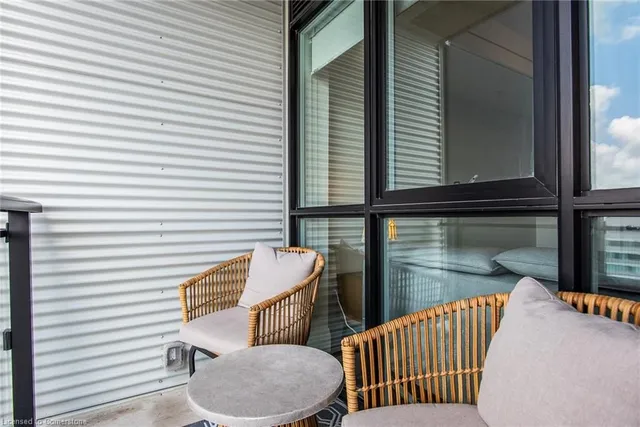 Additional image 34 of 60 Charles St Unit 1601