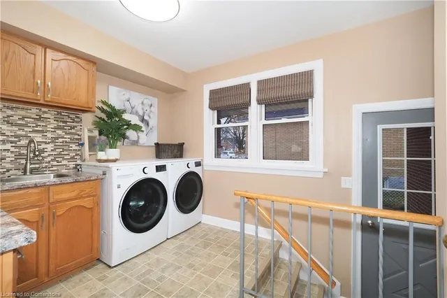 Additional image 23 of 69 Woodward Ave