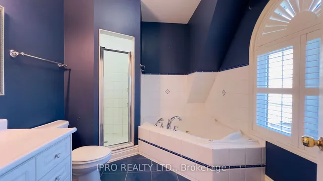 Additional image 22 of 1101 Dupont St