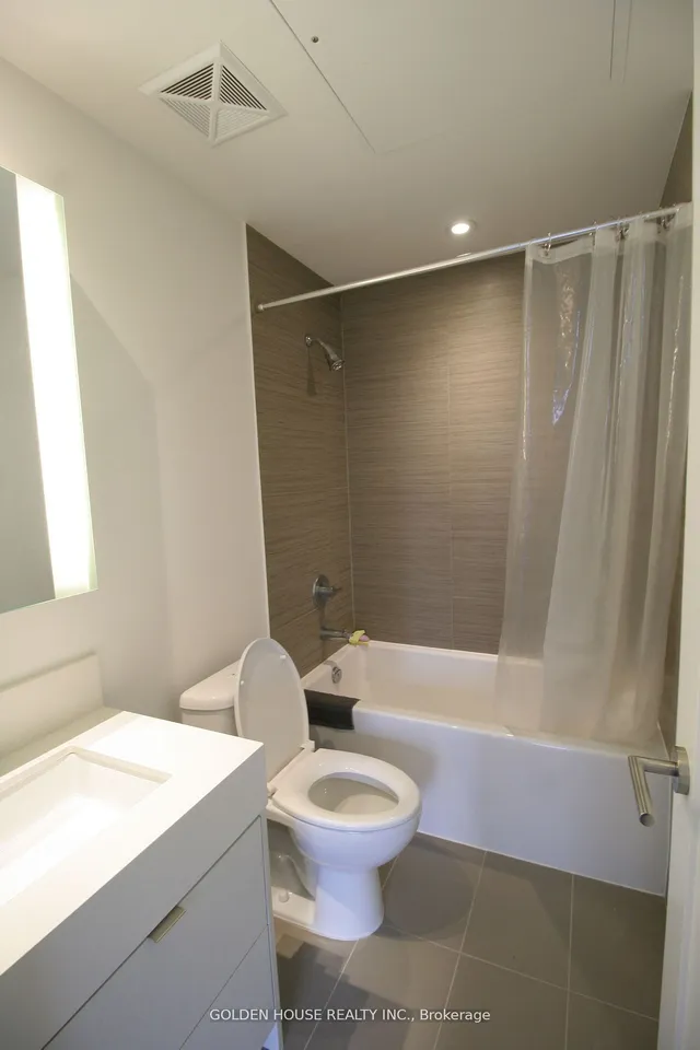 Additional image 12 of 10 York St Unit 3803