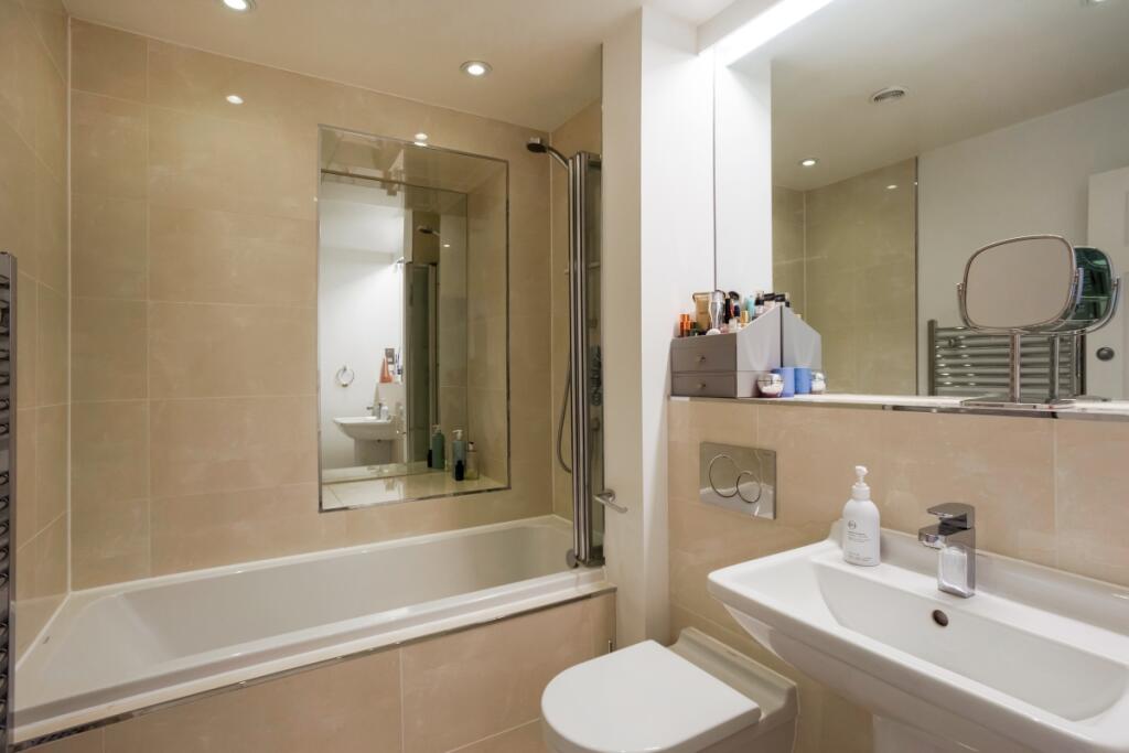 Additional image 15 of Great Pulteney Street Bath BA2