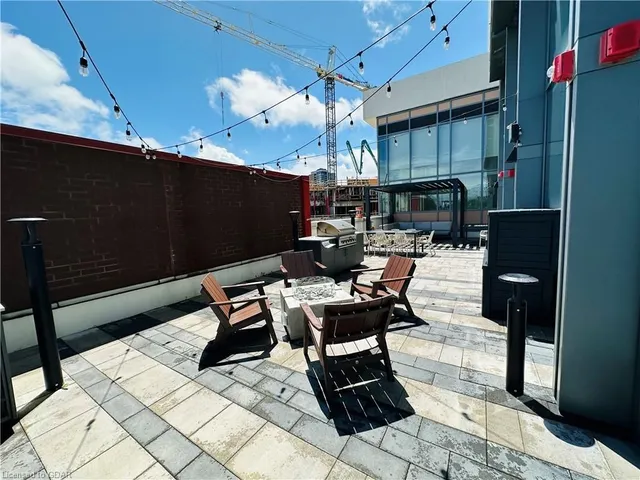 Additional image 31 of 5 Wellington St Unit 612