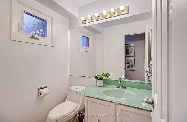 Additional image 21 of 218 Goldhawk Tr