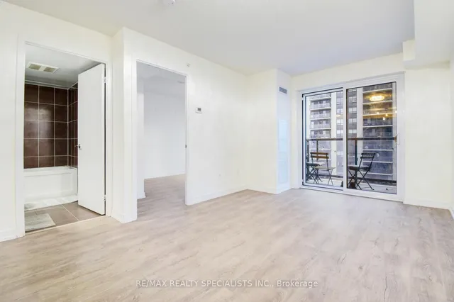 Additional image 14 of 1410 Dupont St Unit 908