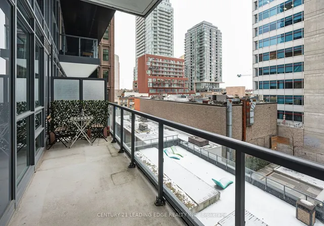 Additional image 14 of 30 Roehampton Ave Unit 506