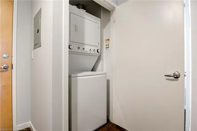 Additional image 26 of 404 King St Unit 104